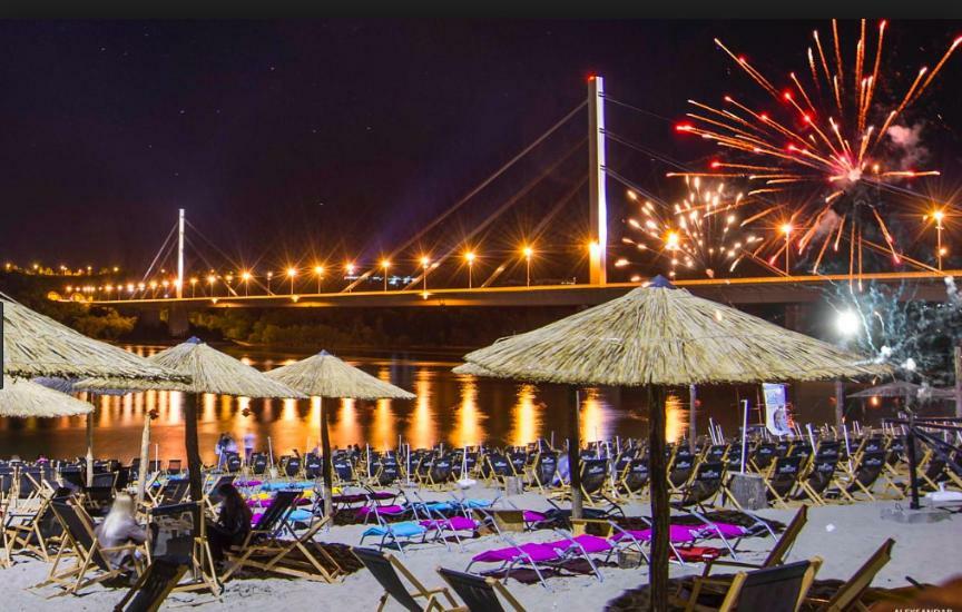 Piccolo Appartement Novi Sad Buitenkant foto